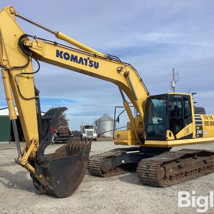 2019 KOMATSU PC240 LC-11