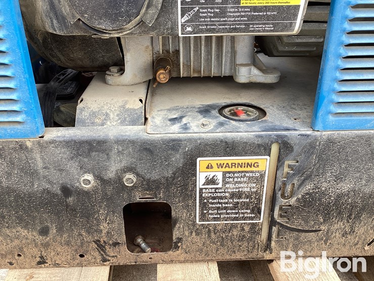 miller-bobcat-250-welder-generator-image-16