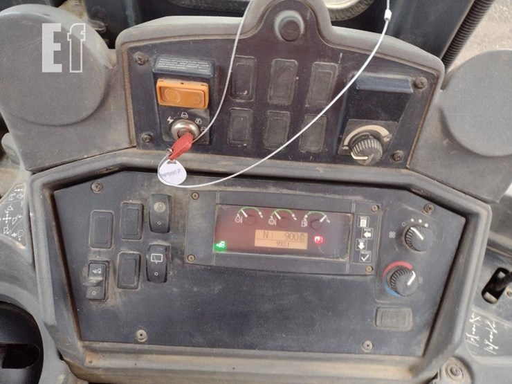 2010-deere-310j-image-9