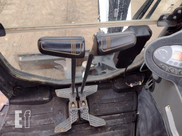 2021-bobcat-e35i-image-10