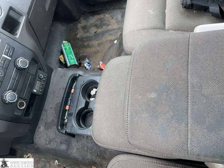 2010-ford-f150-image-15