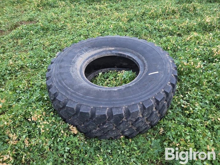 michelin-x-395/85r20-scraper-tire-image-1