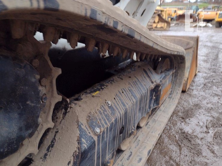 2017-bobcat-t595-image-32