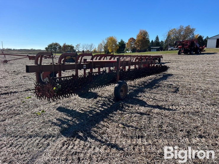 international-300-image-7