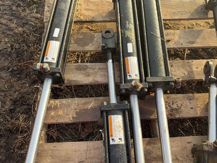 assortment-of-cylinders-various-sized-image-4