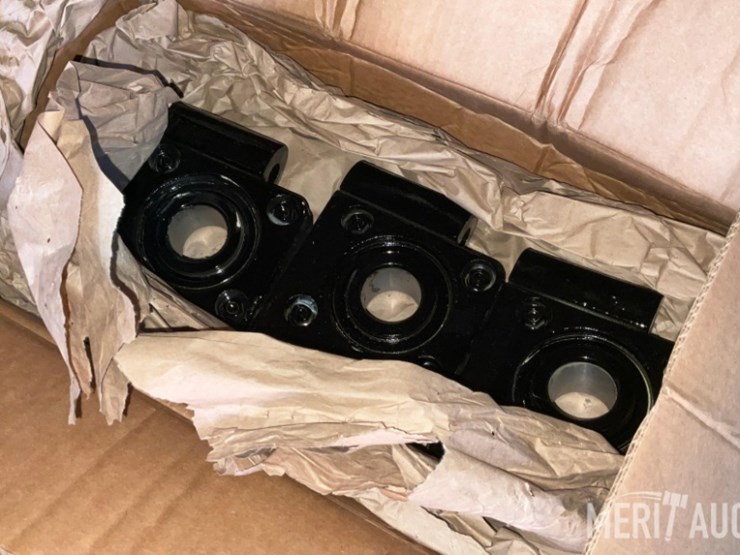 pallet-of-kuhn-krause-parts-image-5