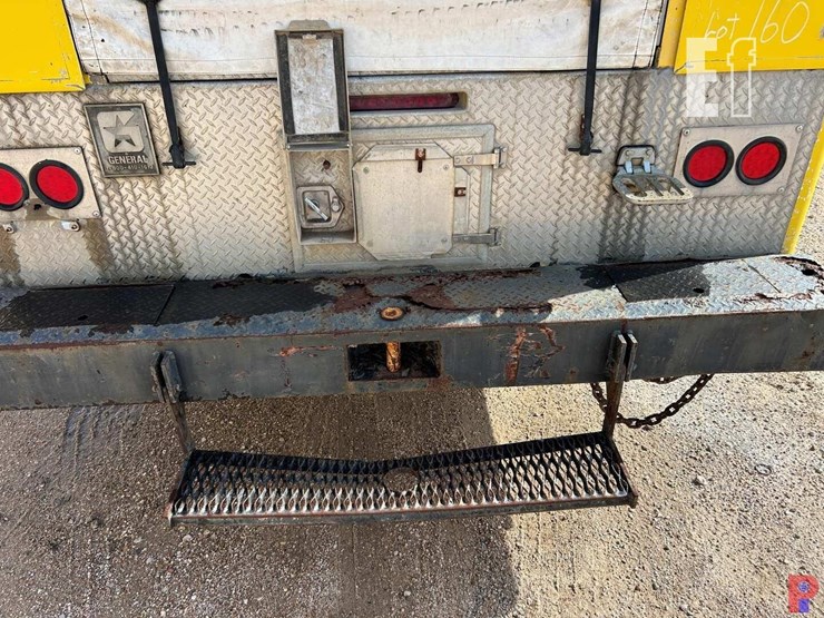 2002-freightliner-argosy-image-22