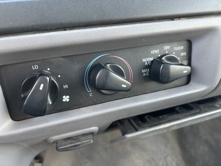 1997-ford-f250-image-22