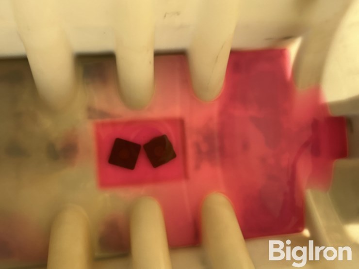 john-deere-gator-image-18