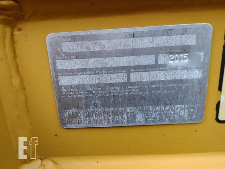 2015-caterpillar-tl1055c-image-5