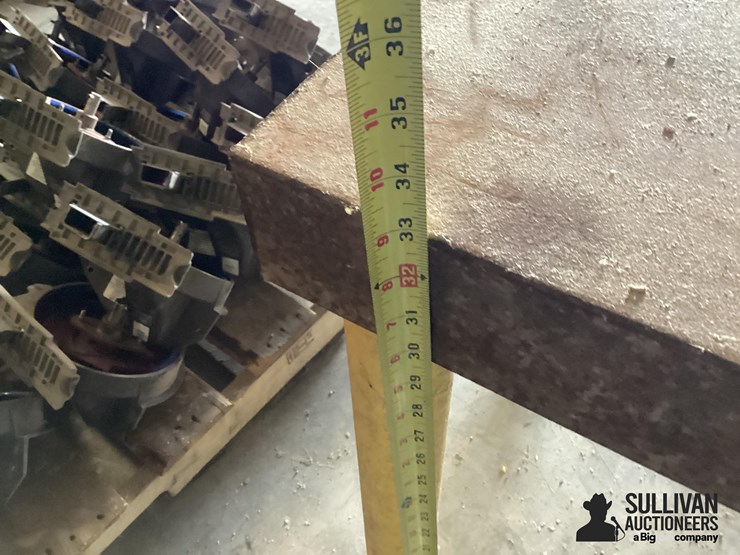 heavy-duty-metal-work-bench-image-16