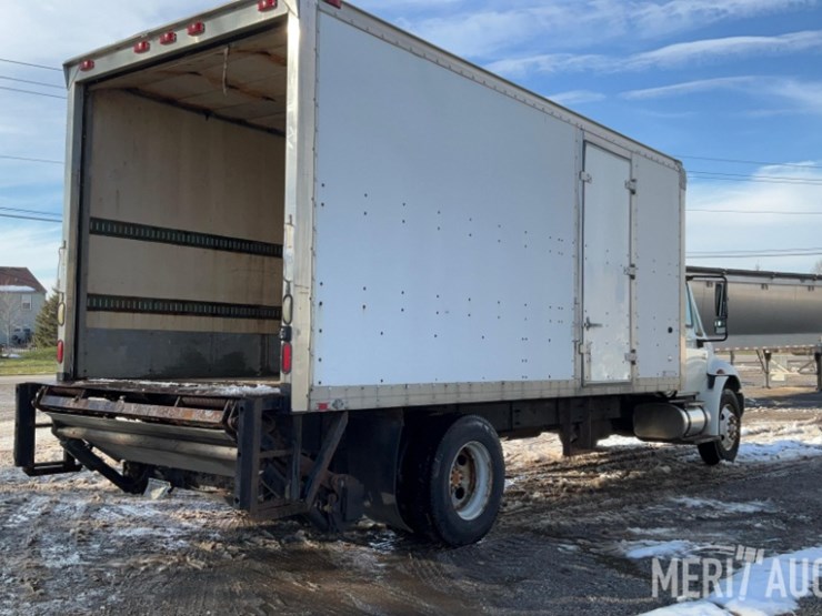 2007-international-durastar-4300-image-5