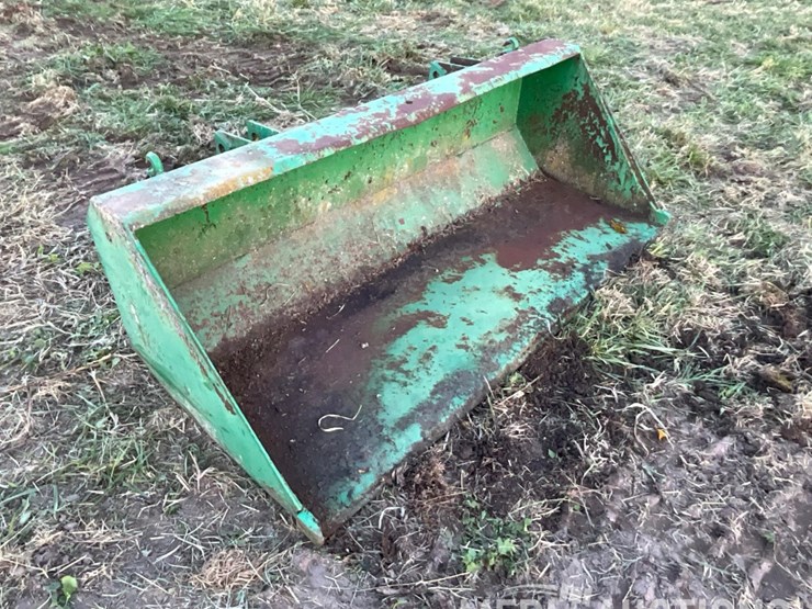 6ft.-loader-bucket-image-7