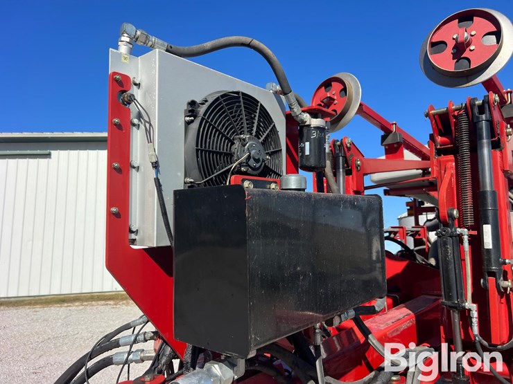 2013-case-ih-1250-image-14