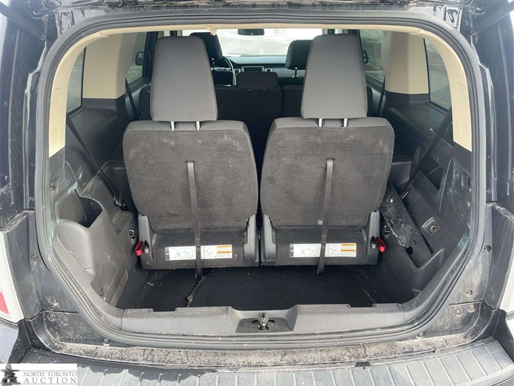 2013-ford-flex-image-26