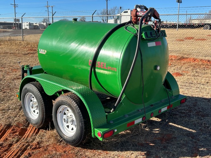 #8-•-lee-fuel-trailer-image-3