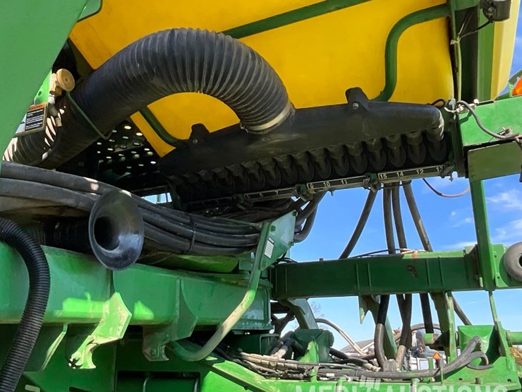 john-deere-1790-image-65