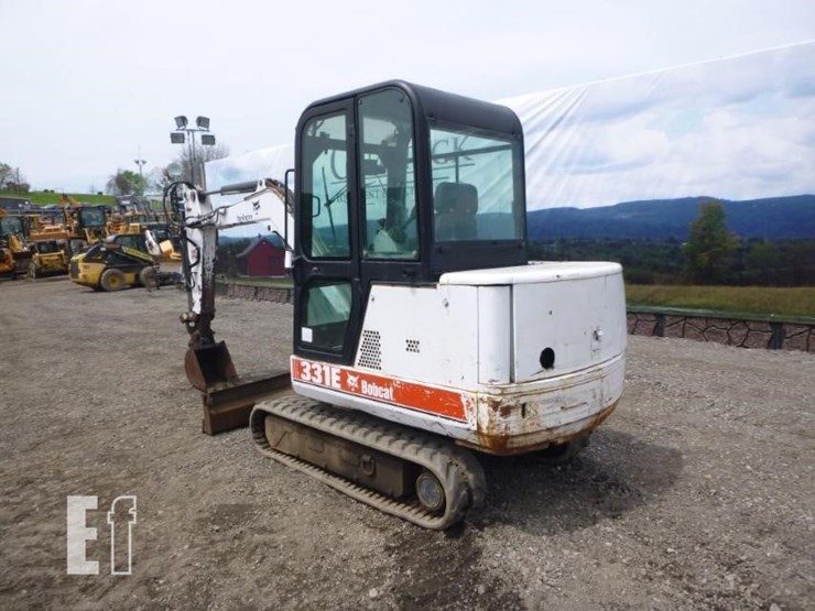 2001-bobcat-331e-image-47