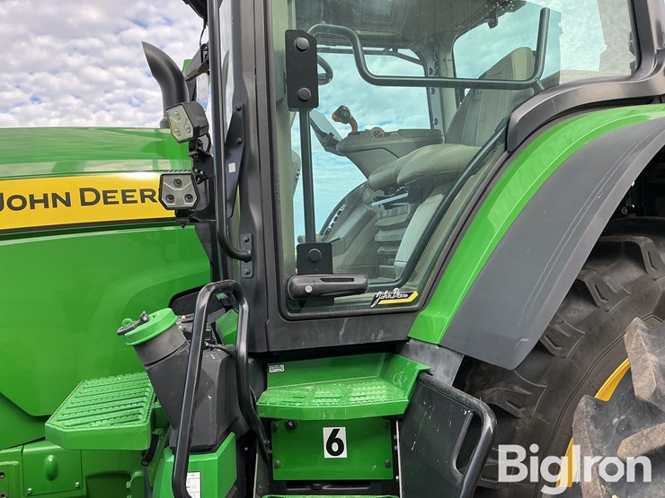 2024-john-deere-8r-370-image-9