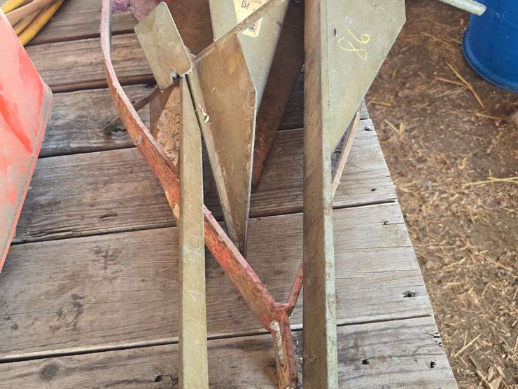 3-boat-super-hookers-image-1