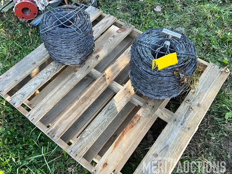 2-rolls-of-barbwire-image-3