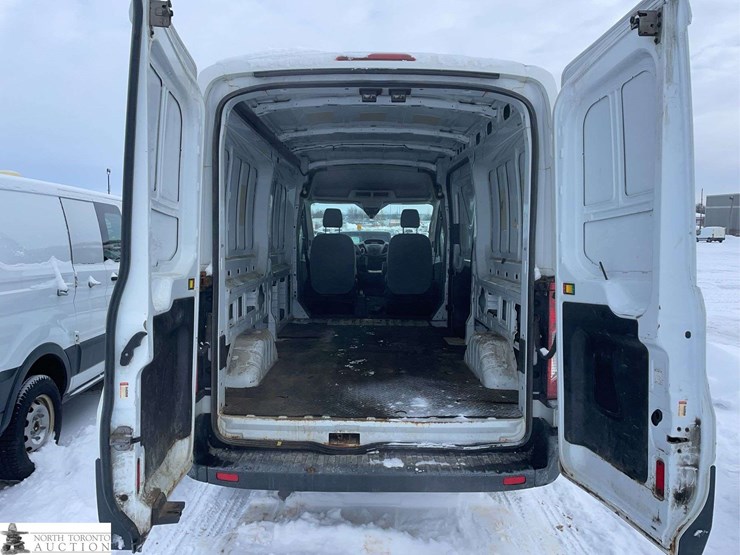 2016-ford-transit-image-68