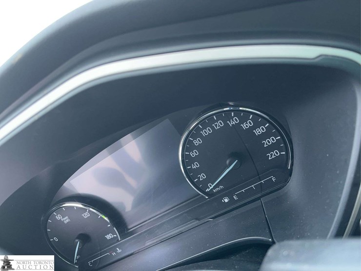 2022-ford-escape-se-image-15