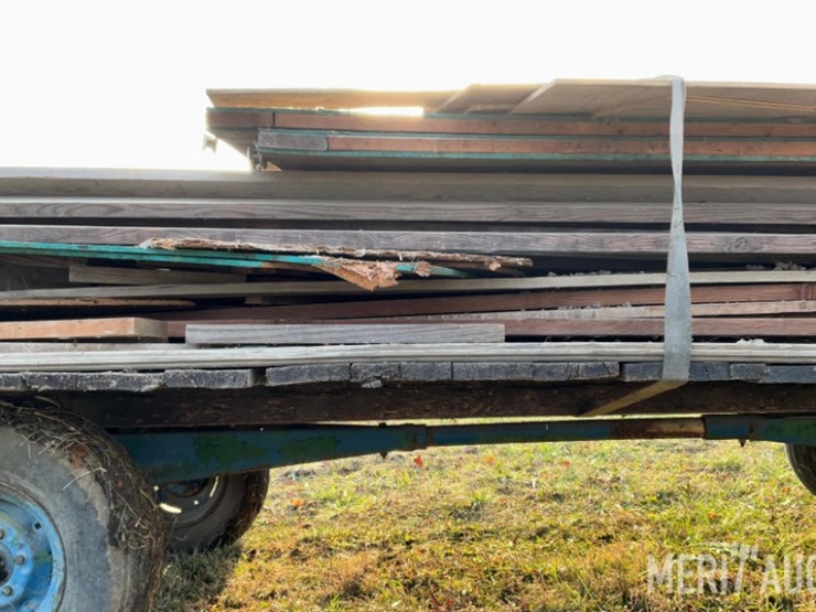 16ft.-hay-rack-on-running-gear-image-24