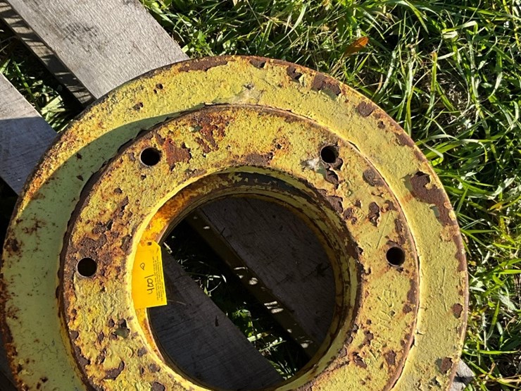 (4)-tractor-rear-wheel-weights-image-5