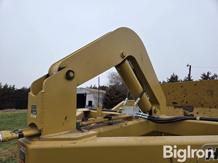 2022-holcomb-1400n-image-13