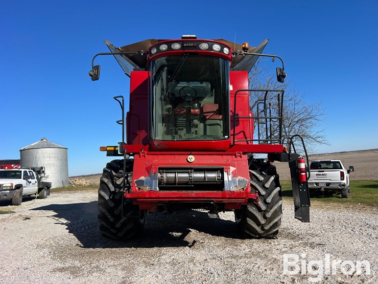 2011-case-ih-5088-image-2