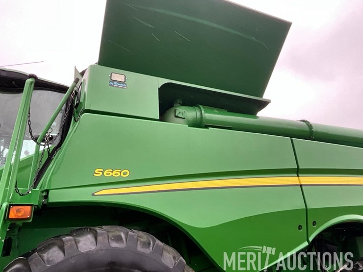 2015-john-deere-s660-image-15