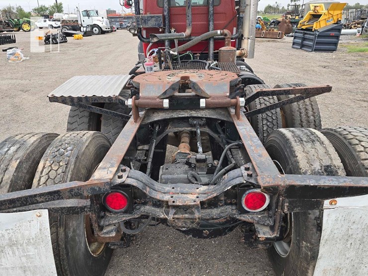 2003-mack-rd688s-image-15