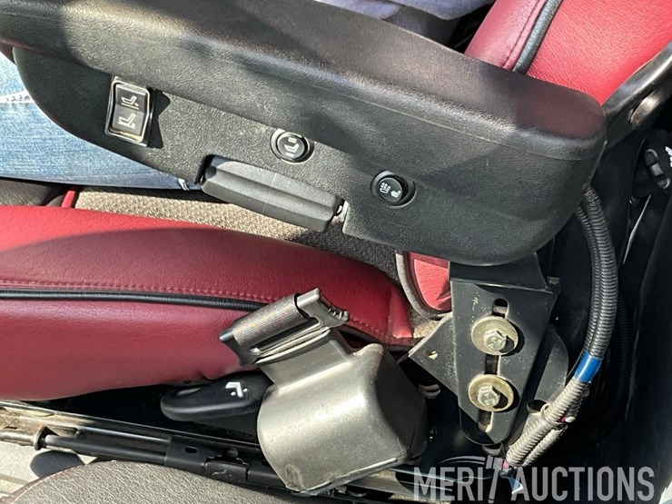 2010-hagie-sts14-image-96