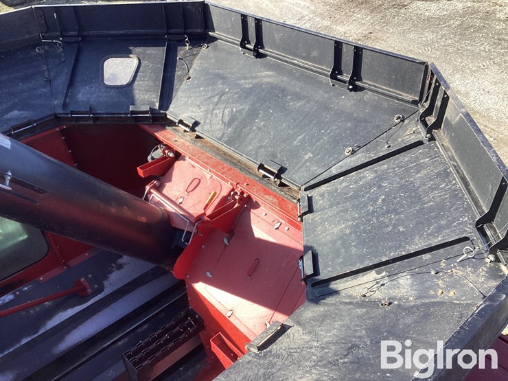 2012-case-ih-8120-image-18