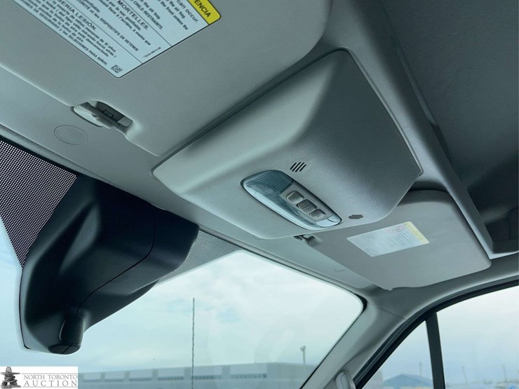 2016-ford-transit-image-23