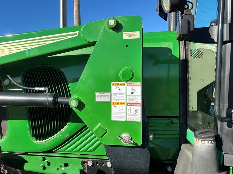 2007-john-deere-7520-image-34