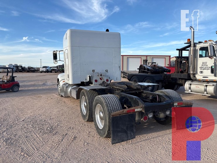 2009-peterbilt-386-image-4