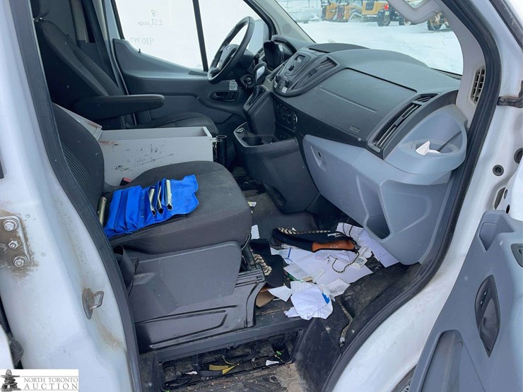 2018-ford-transit-image-23