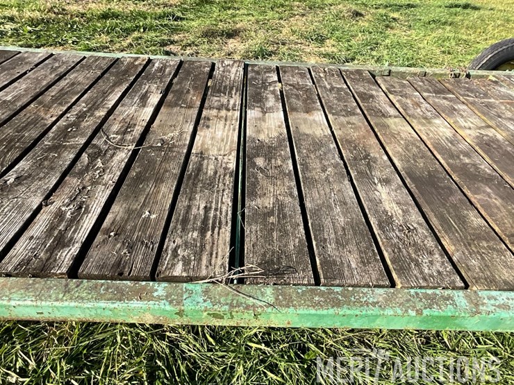 john-deere-implement-trailer-image-14