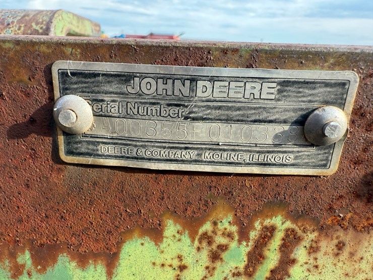 john-deere-355-image-15