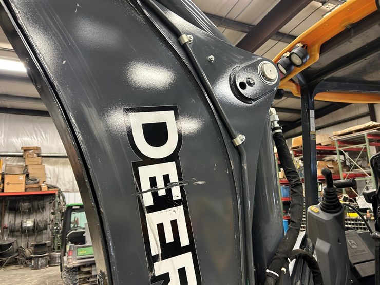 2021-deere-310sl-hl-image-24