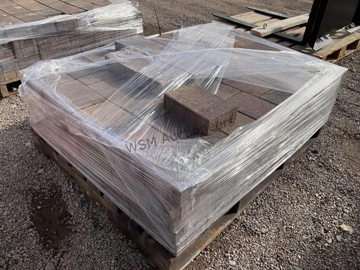 pallet-of-stone-pavers-image-2