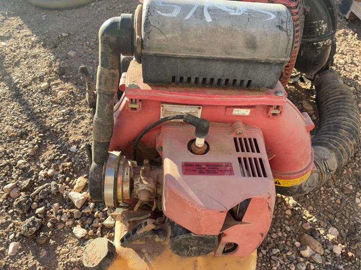 (2)-backpack-blowers-image-8