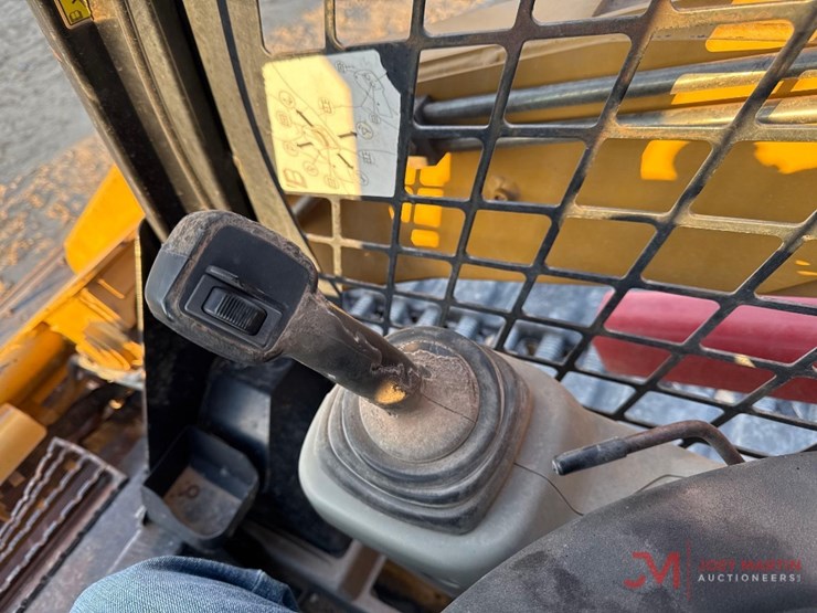 2009-caterpillar-289c-image-17