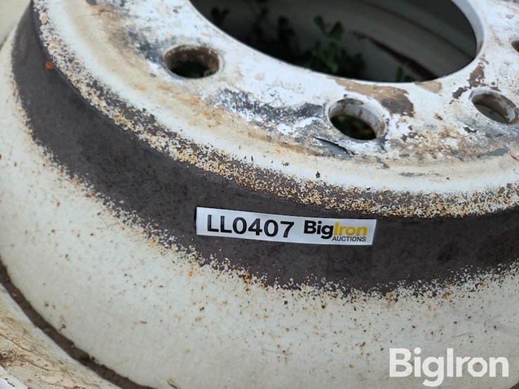 bridgestone-v-steel-rib-r250-295/75r22.5-truck-tire-&-rim-image-12