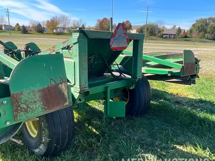 john-deere-530-image-17