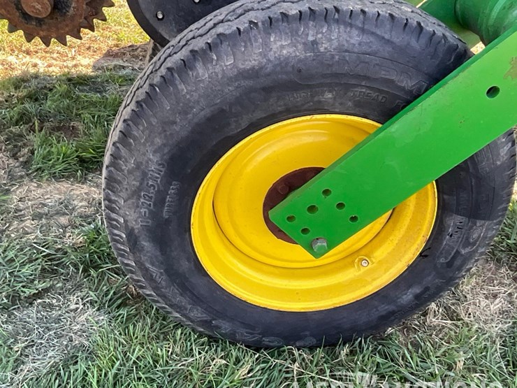 john-deere-1790-image-39
