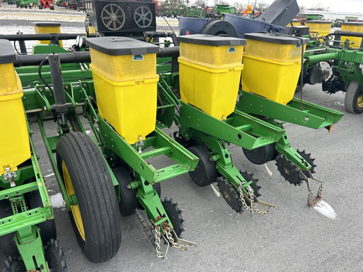 john-deere-1770-image-37