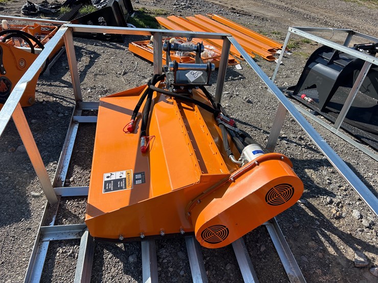 #28-•-wolverine-gci-32-48l-excavator-flail-mower-image-2